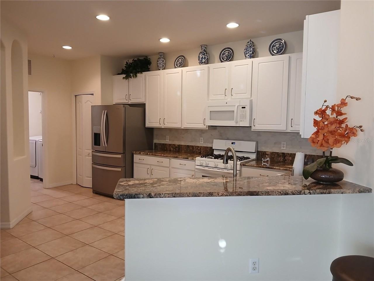 5641 Hidden Oak Ct - Photo 6 of 17