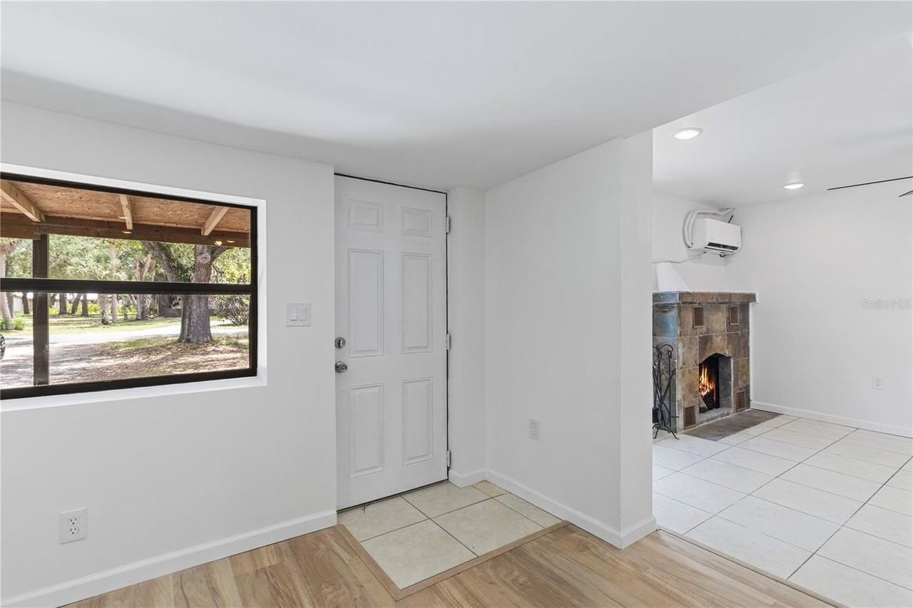 23094 Central Ave - Photo 3 of 27