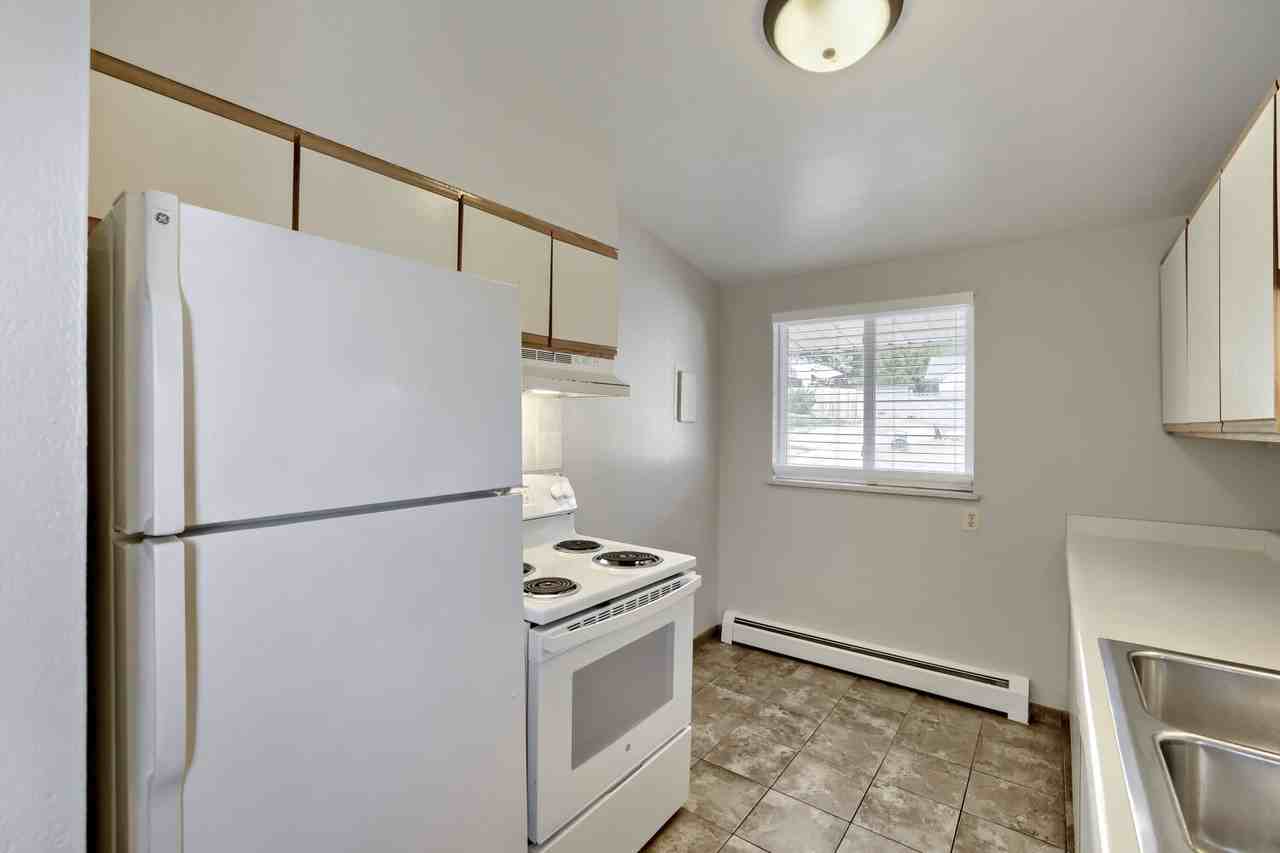 1206 6th St #1206 - Photo 7 of 10