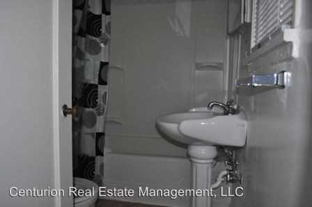 526 19th St NE - Photo 3 of 6