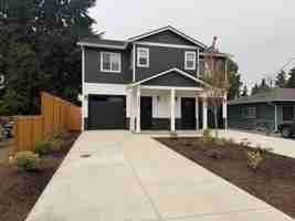 featured image of 4025 Filbert Ave Ne #4025