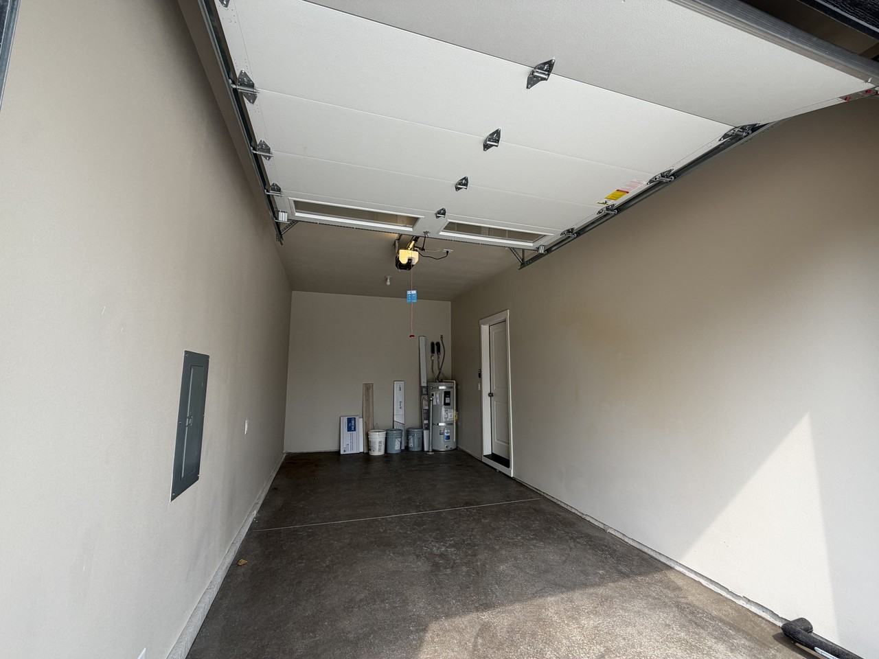 4025 Filbert Ave Ne #4025 - Photo 3 of 39
