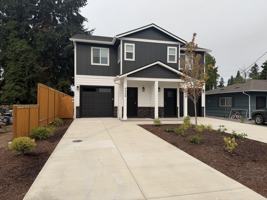 featured image of 4035 Filbert Ave Ne #4035
