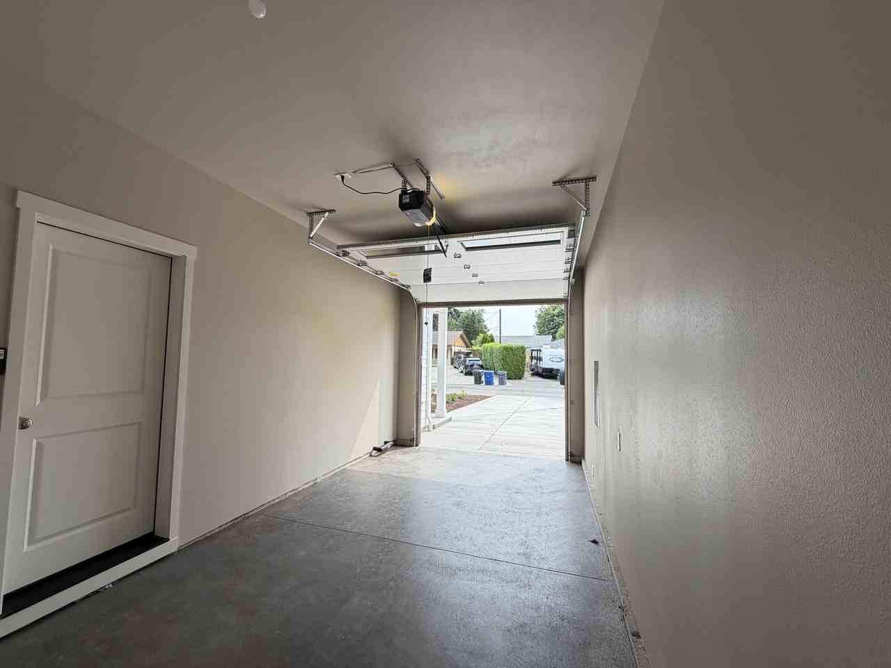 4035 Filbert Ave Ne #4035 - Photo 4 of 40