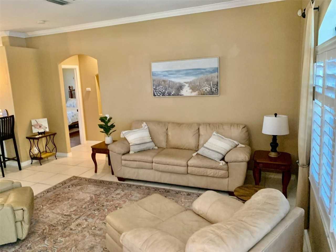 2775 Royal Palm Dr - Photo 7 of 37