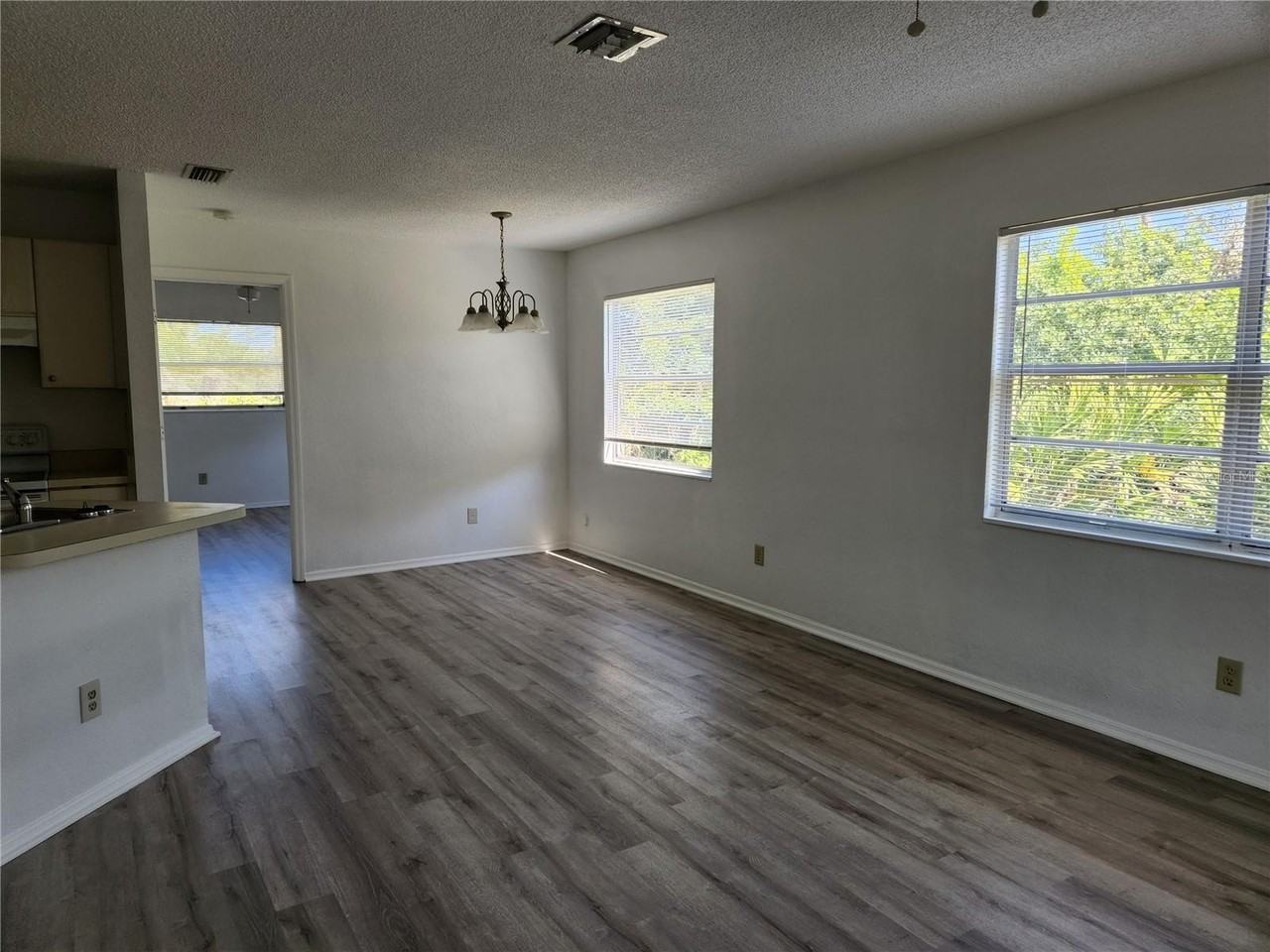 9522 Ace Rd #B - Photo 2 of 18