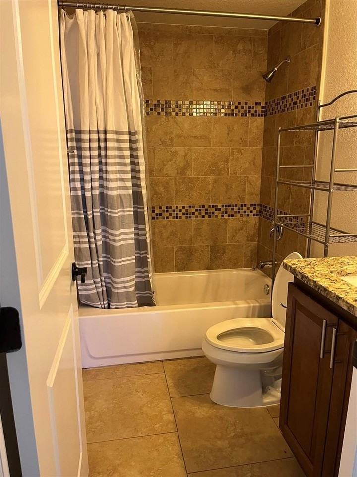 15532 Chamberlain Blvd #A - Photo 4 of 11