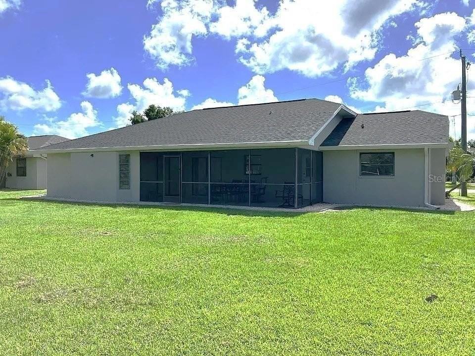 367 Mendoza St - Photo 3 of 24