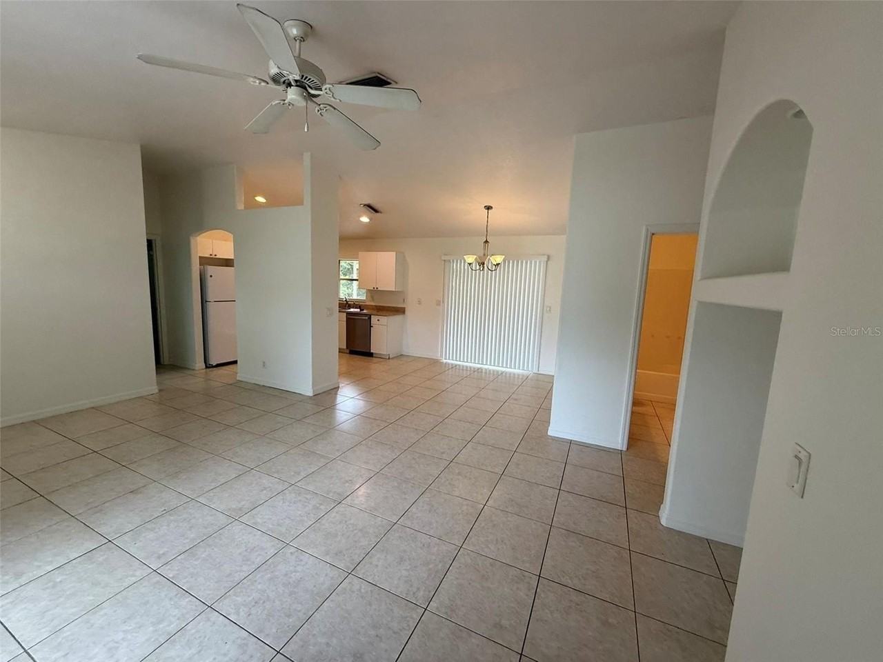 3305 Circleville St - Photo 4 of 17