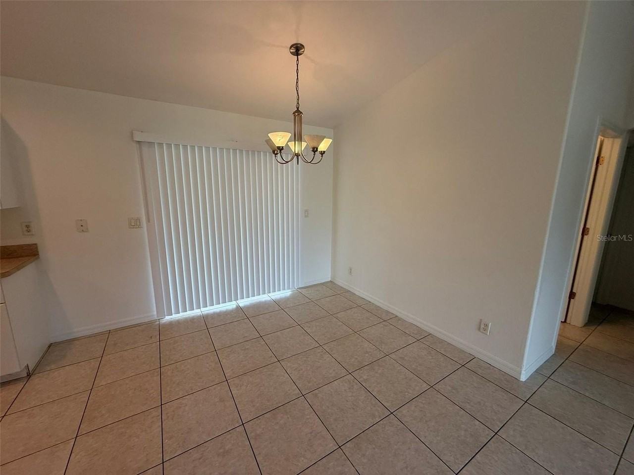 3305 Circleville St - Photo 5 of 17