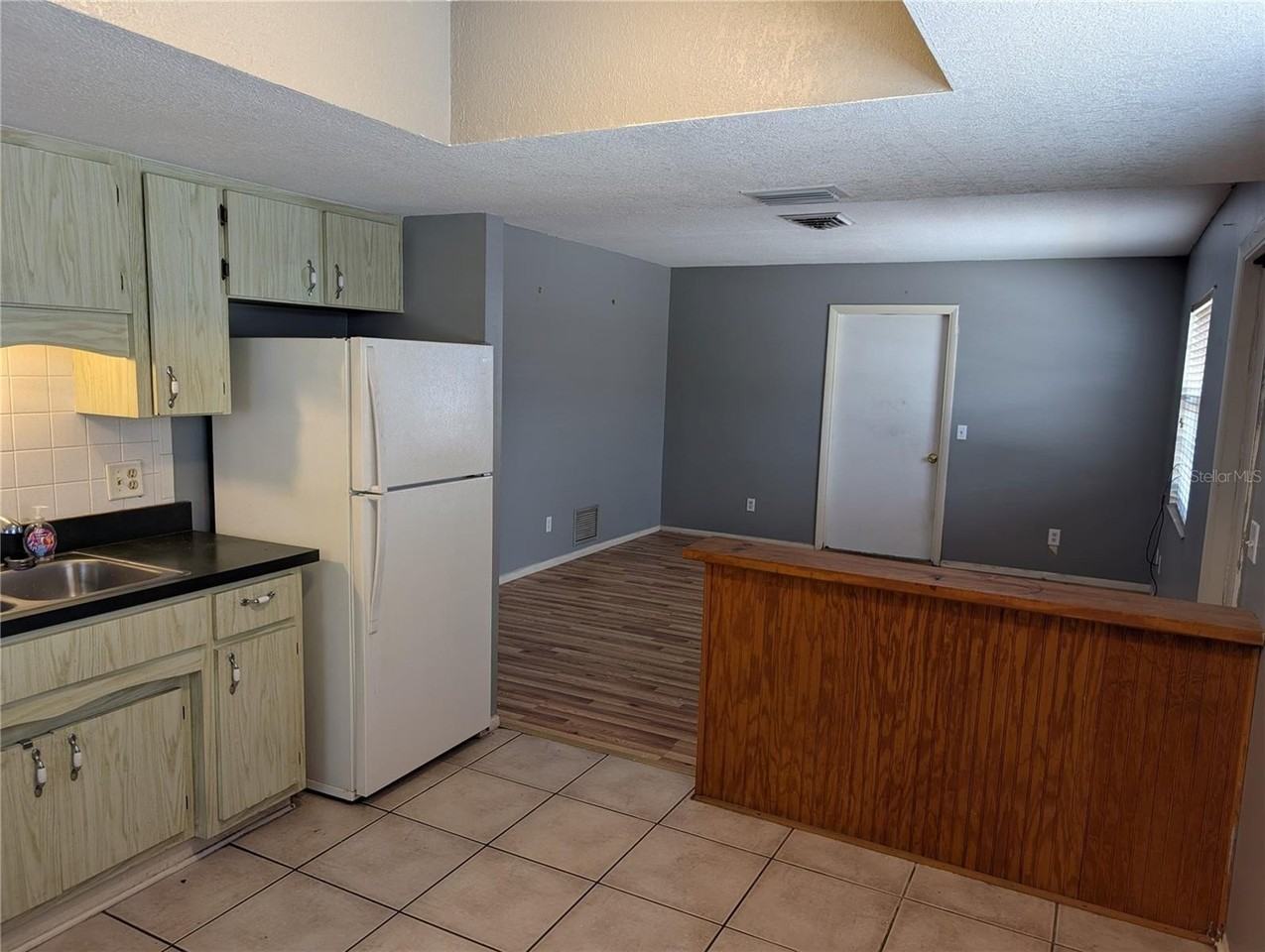 285 S Mccall Rd - Photo 5 of 17