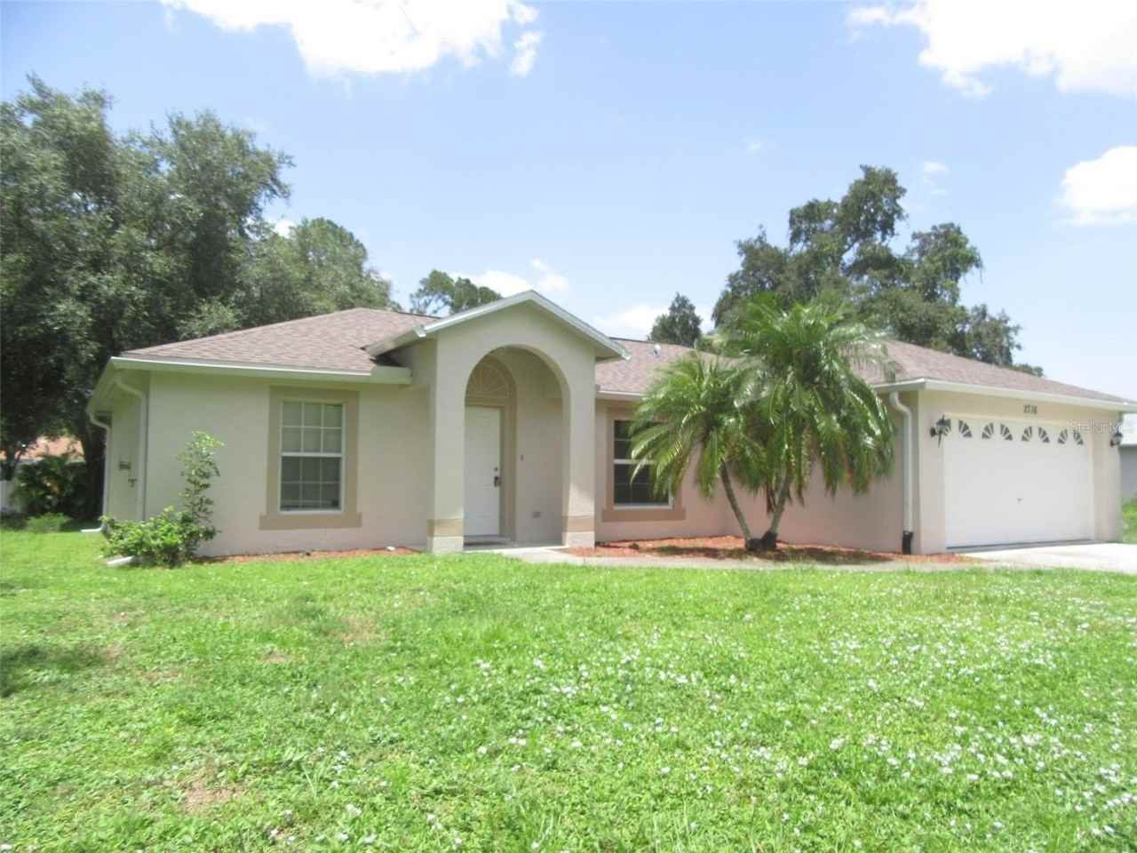 2716 Vogler Ln