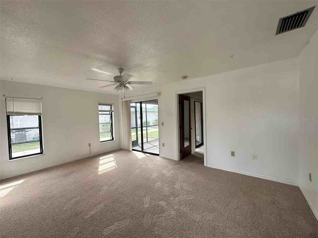 24540 Harborview Rd #F2 - Photo 5 of 14