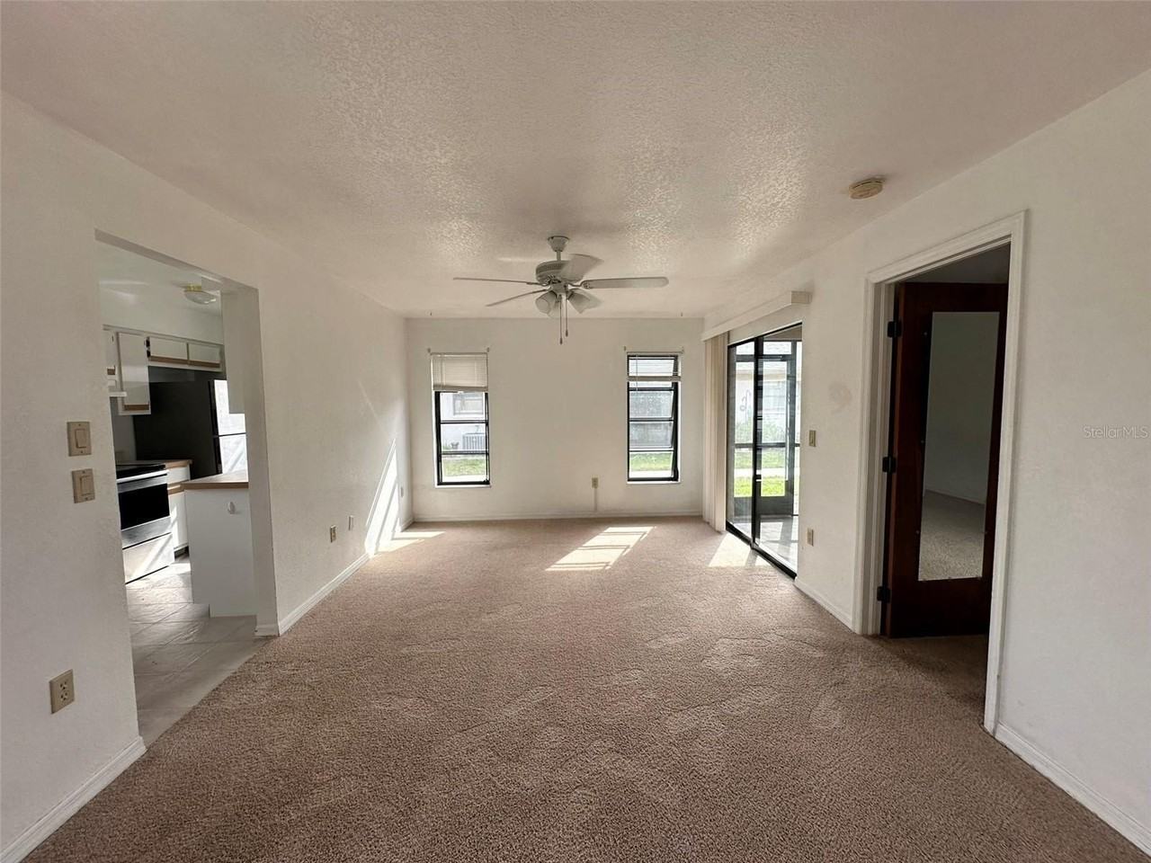 24540 Harborview Rd #F2 - Photo 6 of 14