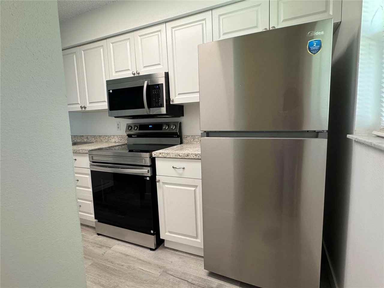 6428 Hamlet Dr #A - Photo 4 of 23