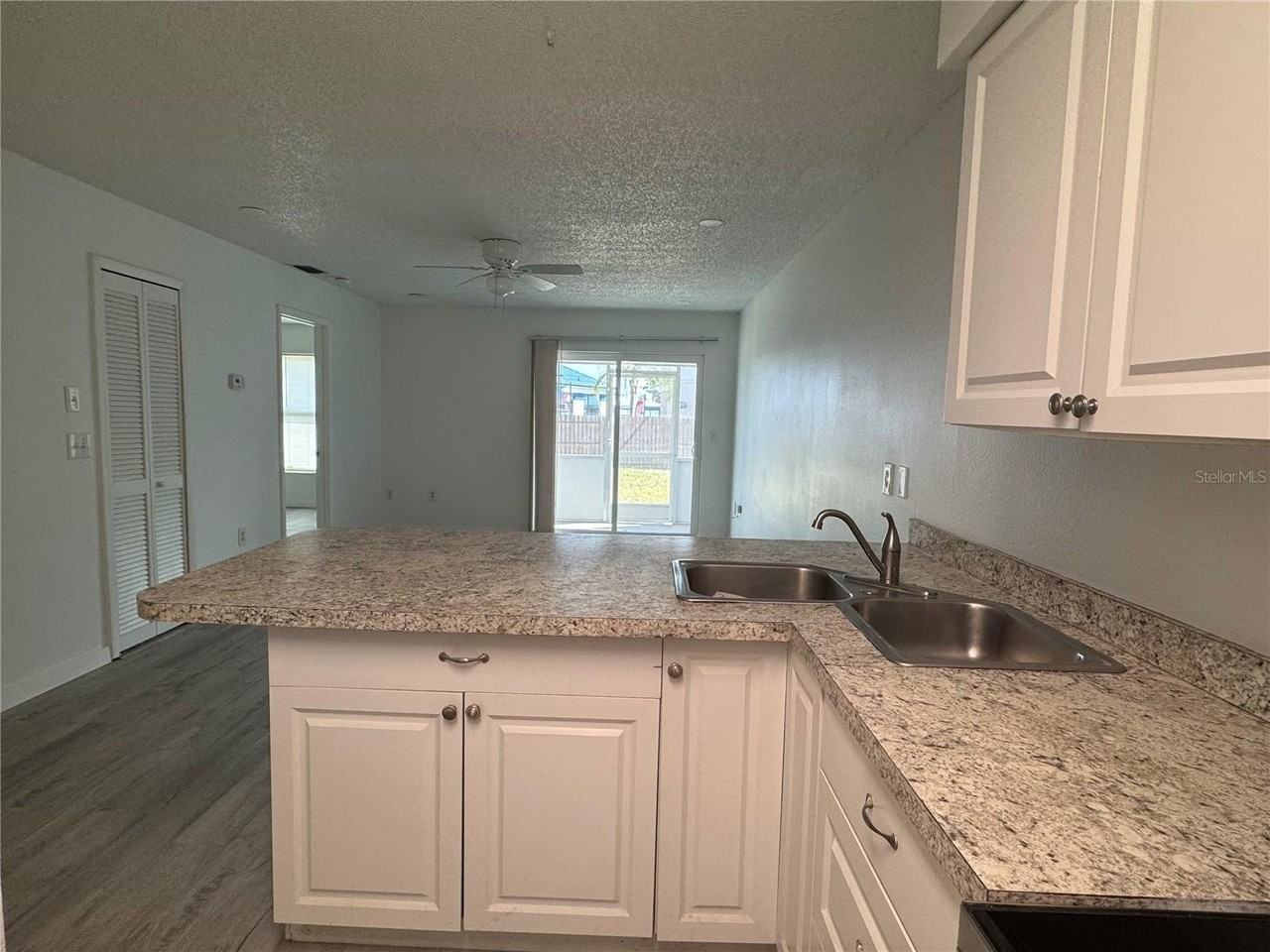 6428 Hamlet Dr #A - Photo 6 of 23