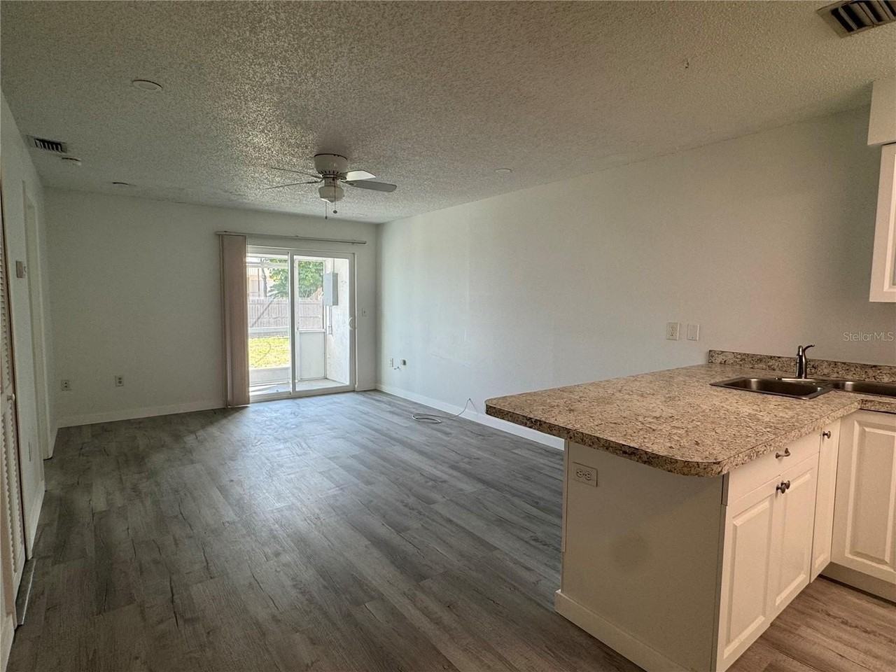 6428 Hamlet Dr #A - Photo 7 of 23