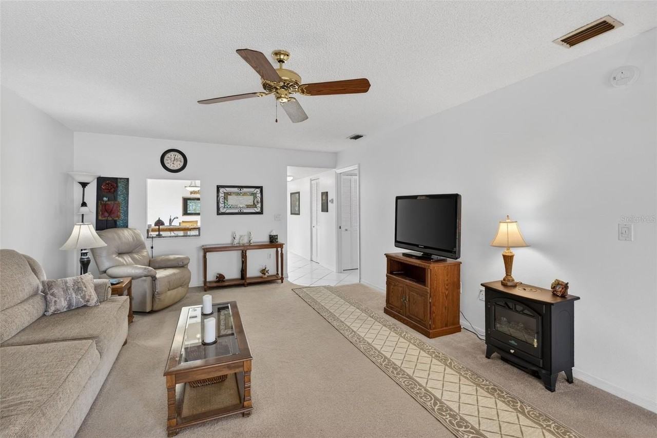 6699 San Casa Dr #L8 - Photo 5 of 26
