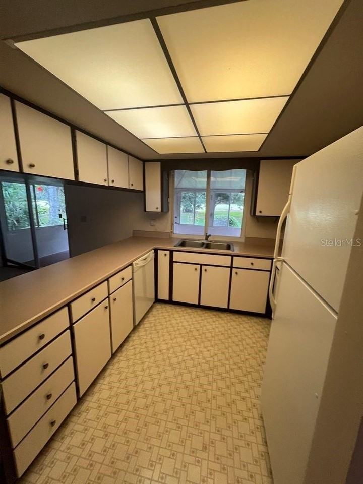 13 Courtney Pl - Photo 4 of 10