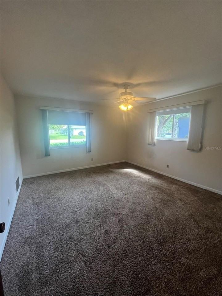 13 Courtney Pl - Photo 5 of 10