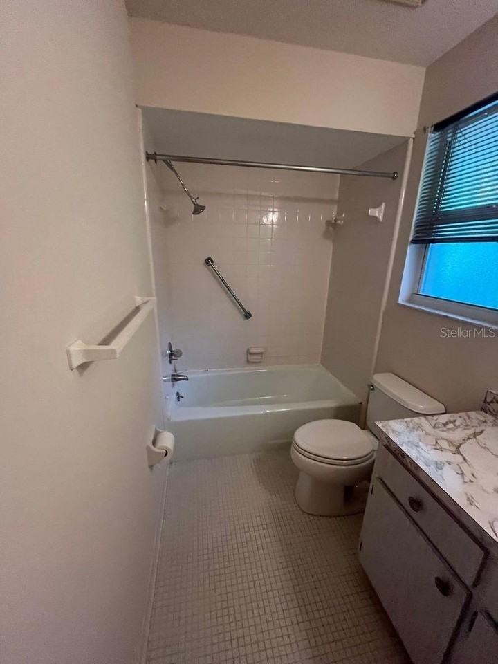 13 Courtney Pl - Photo 6 of 10