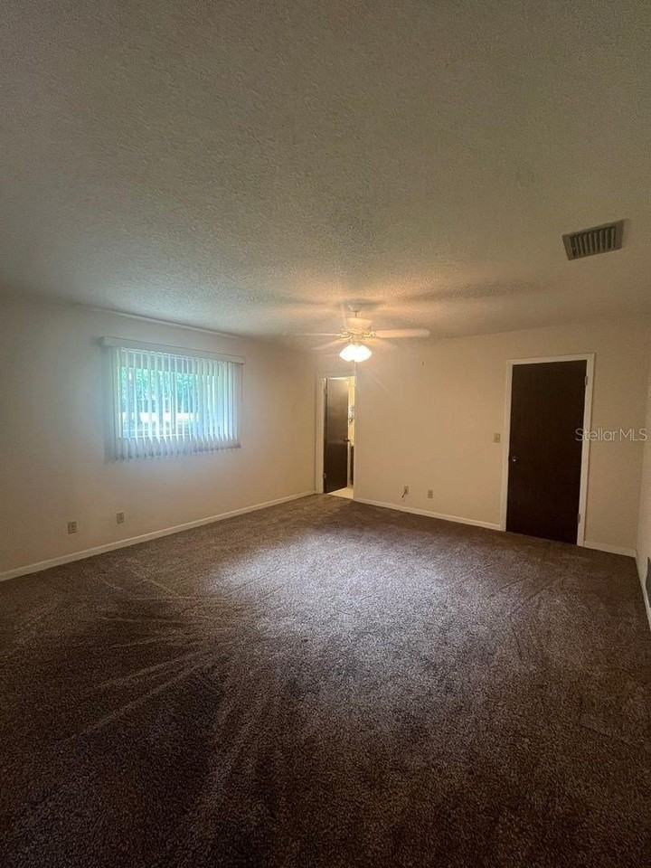 13 Courtney Pl - Photo 7 of 10