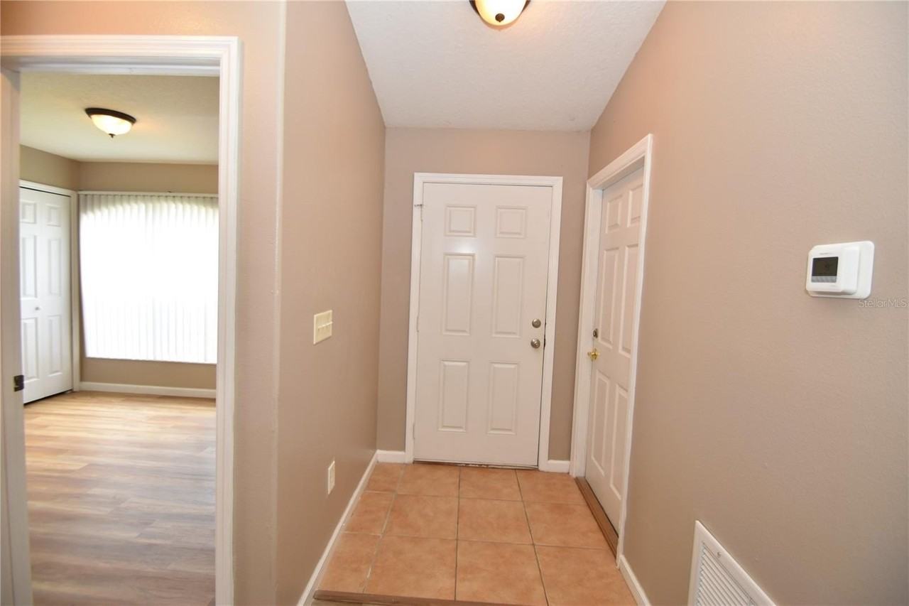 7 Ryarbor Dr #B - Photo 4 of 37