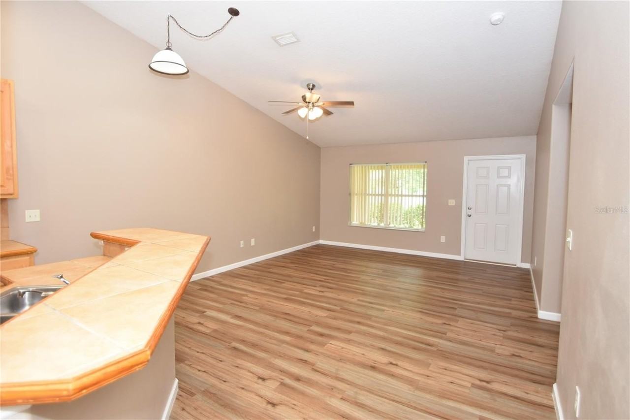 7 Ryarbor Dr #B - Photo 5 of 37
