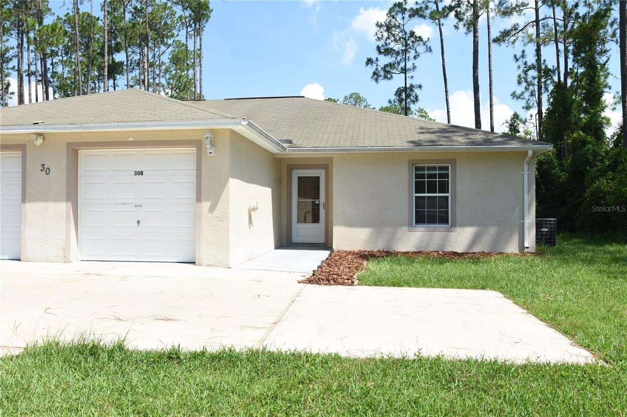 30 Eton Ln