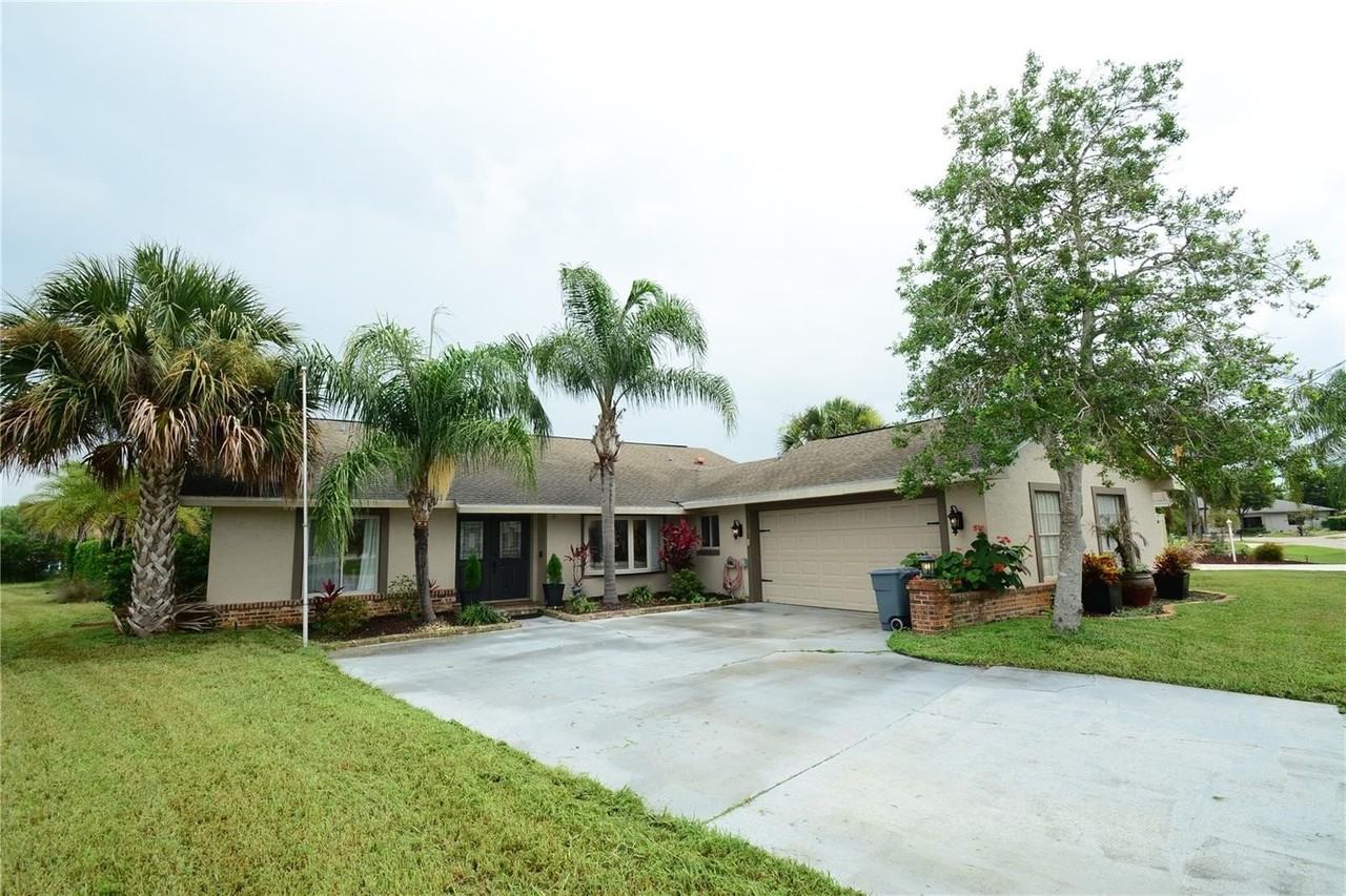 58 Comanche Ct