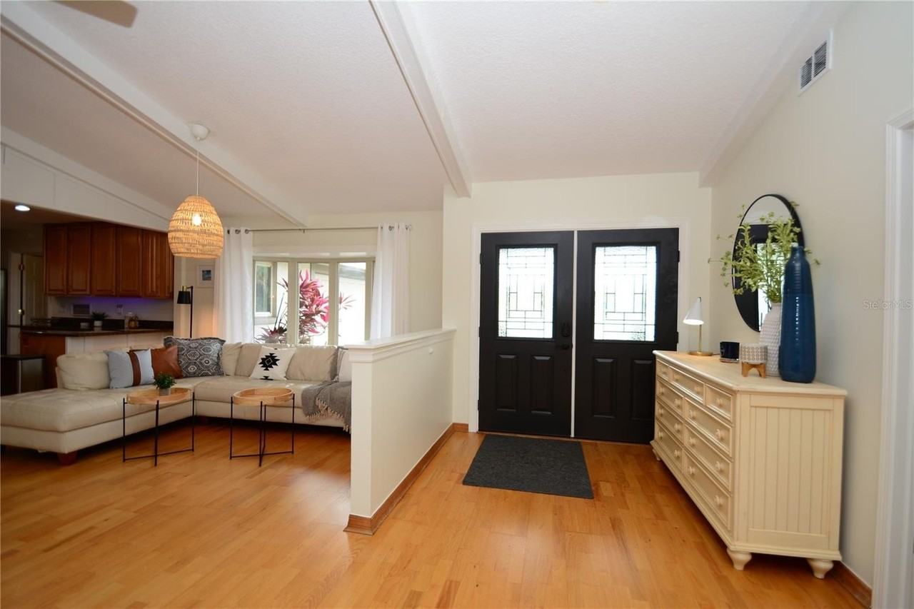 58 Comanche Ct - Photo 4 of 30