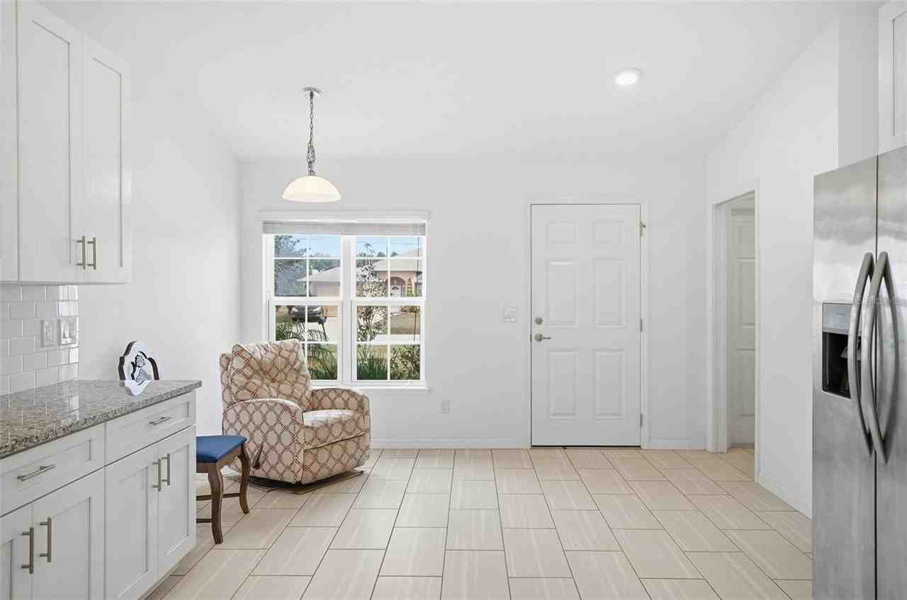 4 Lynton Pl #A - Photo 4 of 40