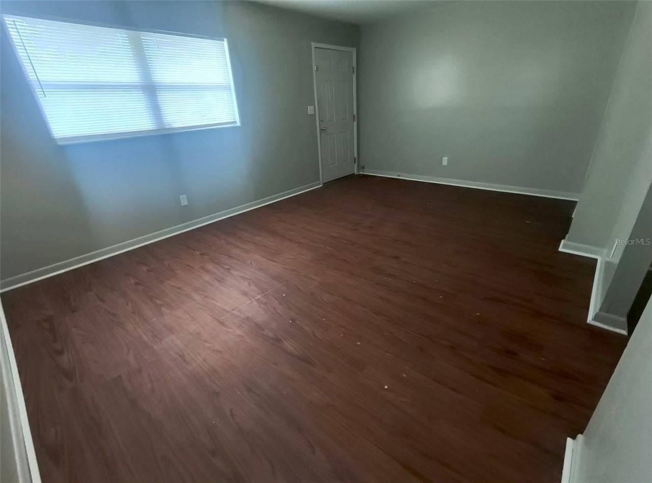 401 Hibiscus Ave #13 - Photo 2 of 7