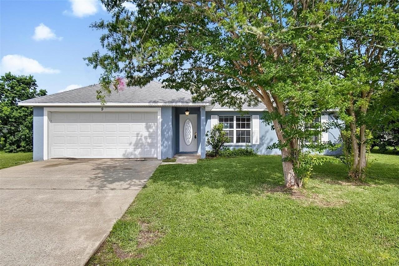 9 Lytton Ln