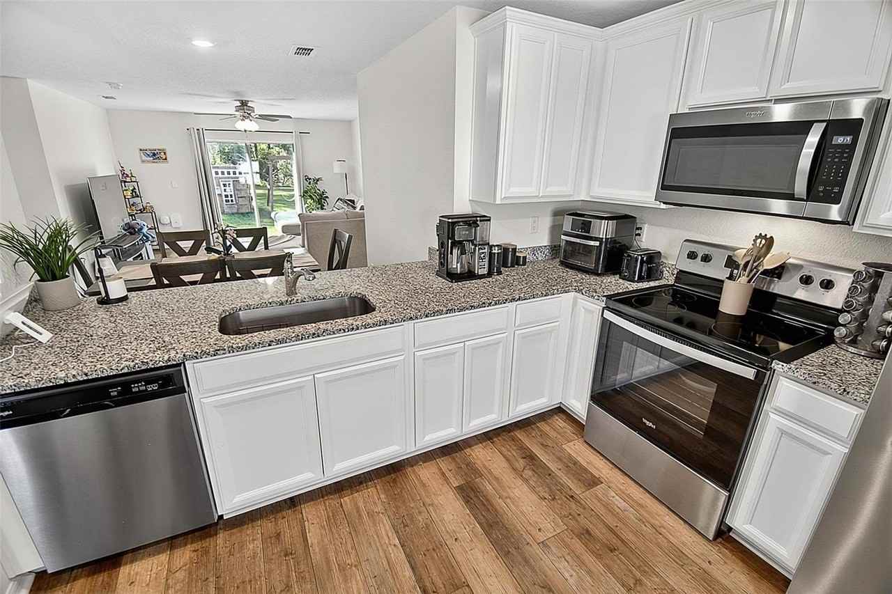 70 Pebble Beach Dr - Photo 4 of 42