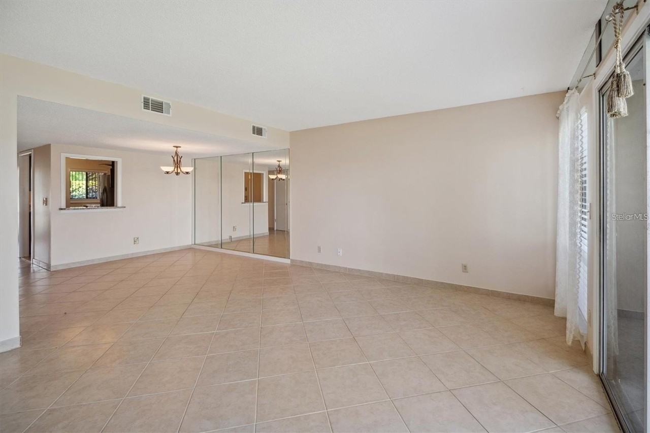 44 Club House Dr #105 - Photo 7 of 21