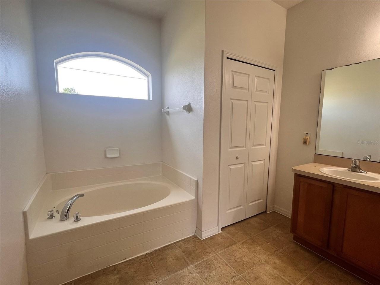 41 Louisiana Dr - Photo 6 of 11