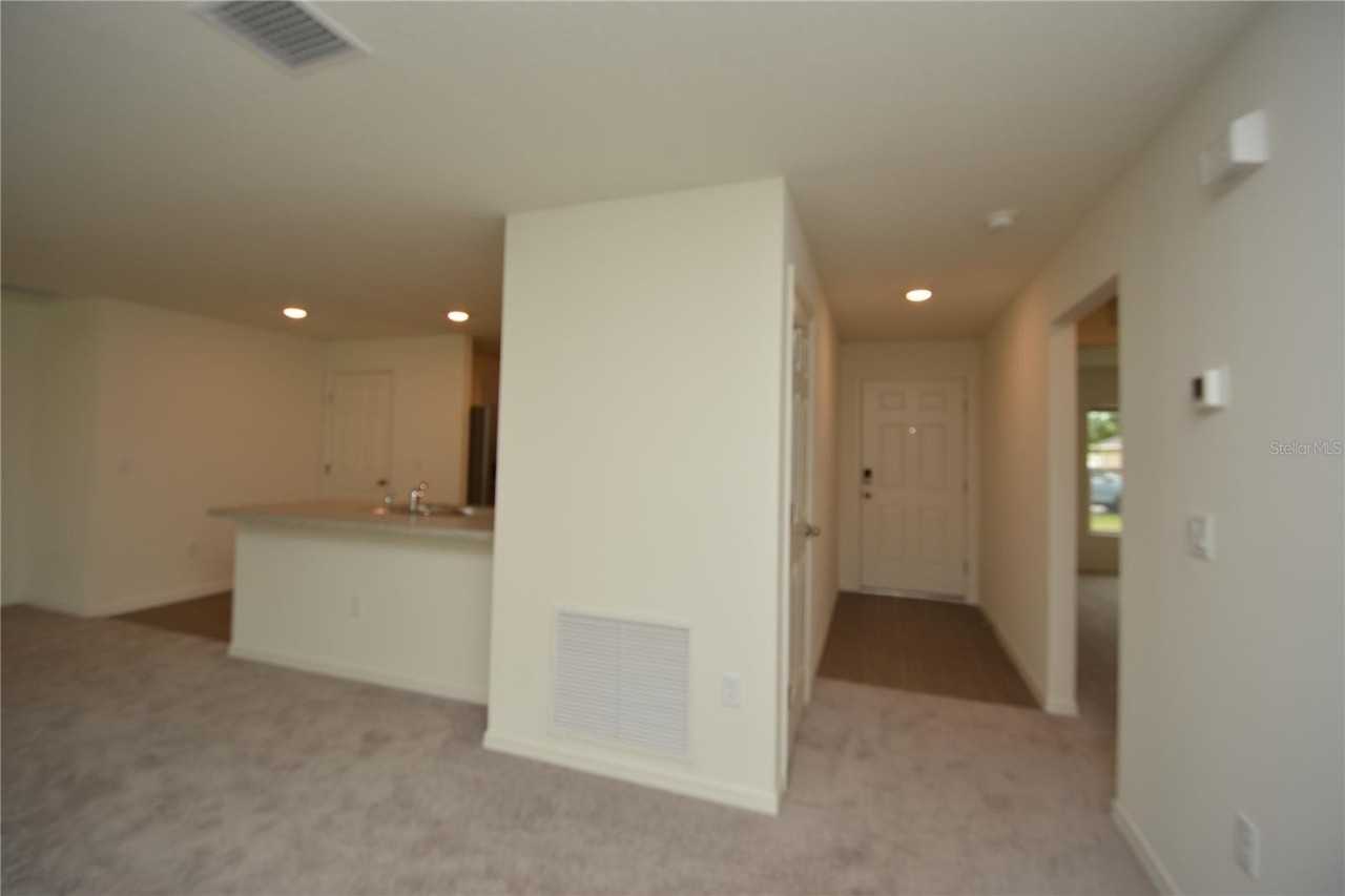 38 Baltimore Ln - Photo 3 of 29