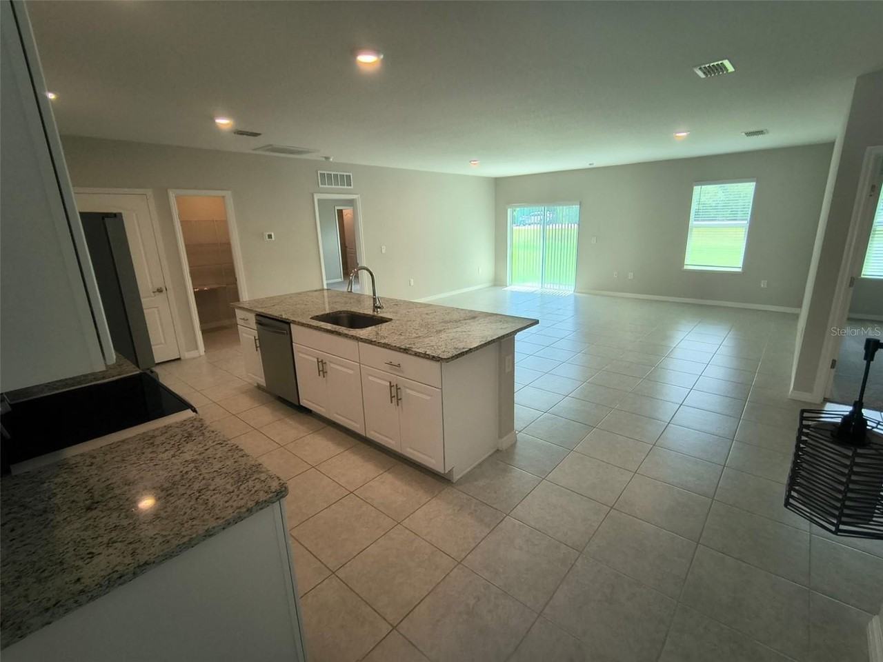 45 Wellwood Ln - Photo 6 of 17