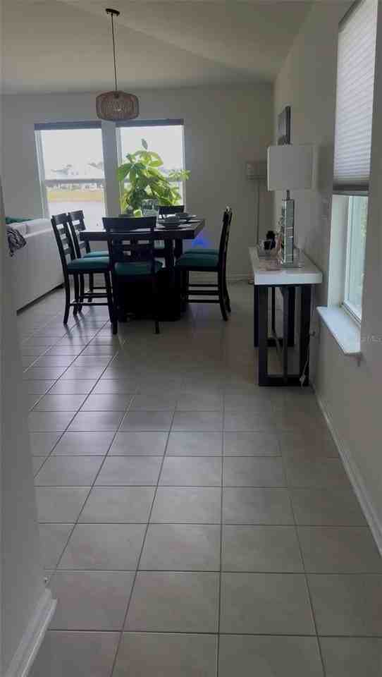 17 Waverly Ln - Photo 3 of 9