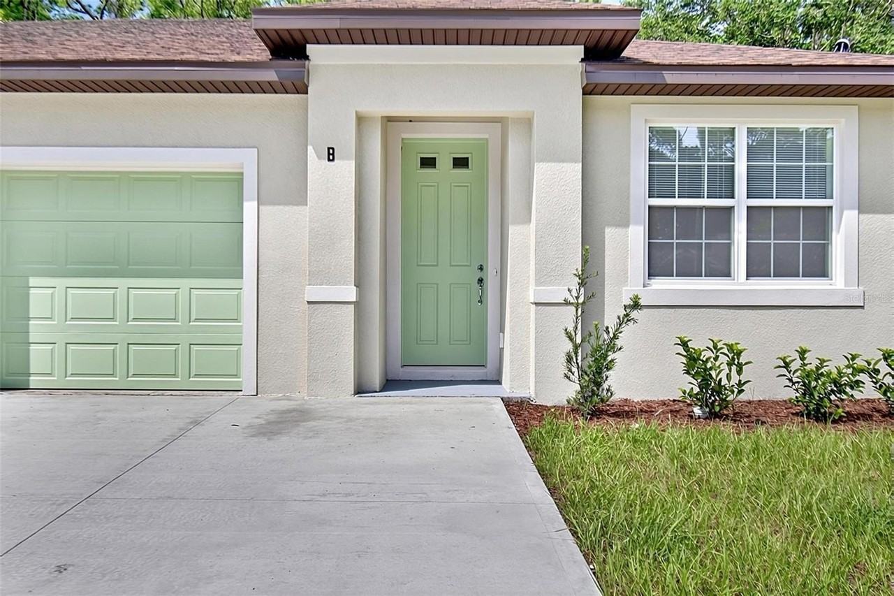 14 Ullynn Pl #B - Photo 5 of 39