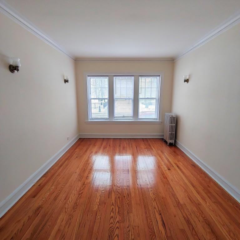 2721 N Kostner Ave - Photo 2 of 10