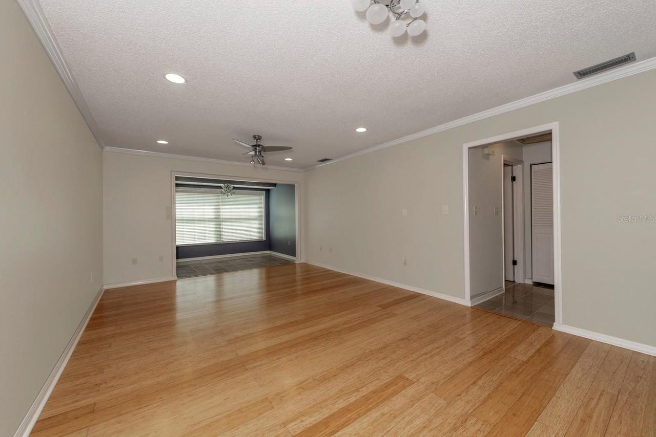 110 N Tremain St #202 - Photo 7 of 32