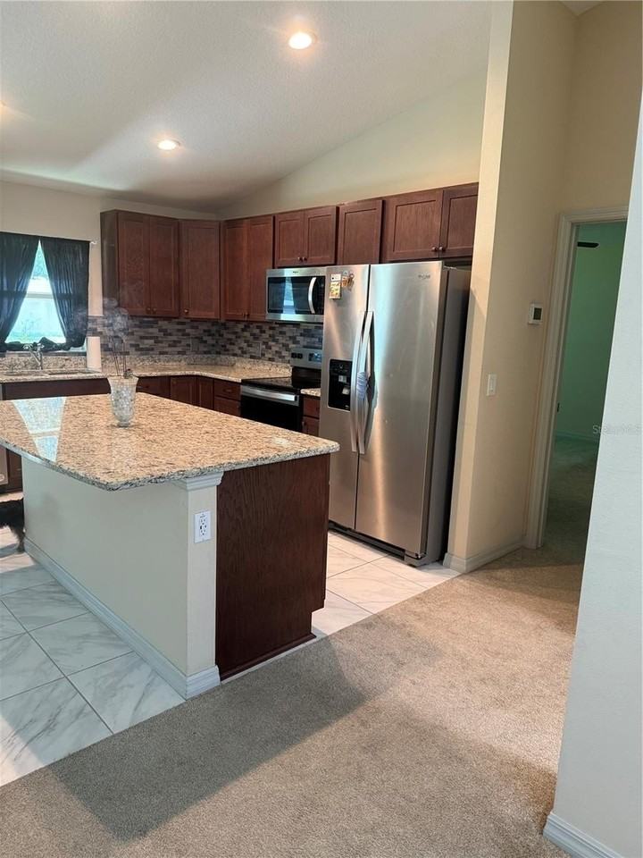 3770 Se 137th Ln - Photo 3 of 26
