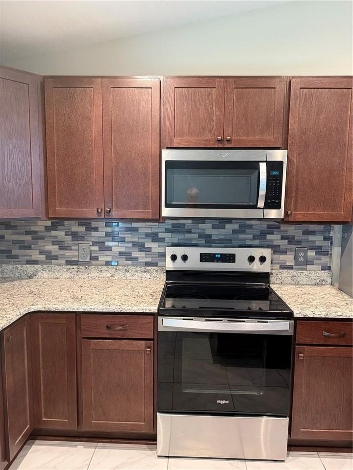 3770 Se 137th Ln - Photo 5 of 26