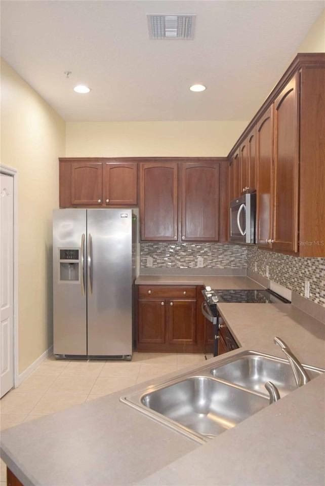 874 Ashworth Overlook Dr - Photo 5 of 23