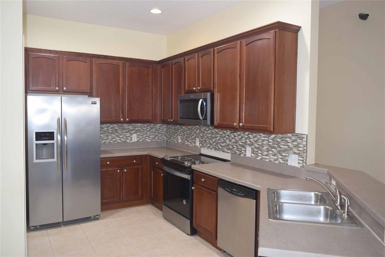 874 Ashworth Overlook Dr - Photo 6 of 23