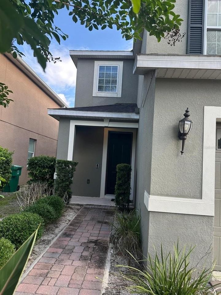 1382 Riley Cir - Photo 2 of 32