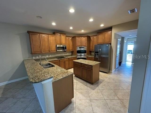 1079 Glenraven Ln - Photo 5 of 17