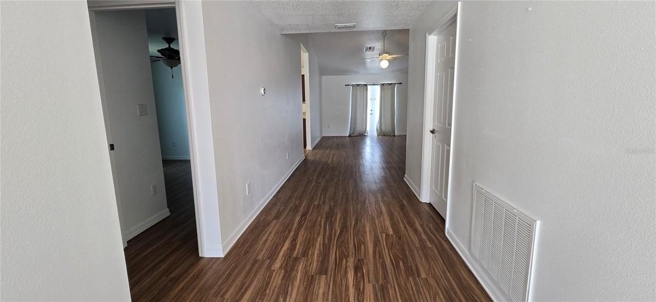 1500 Kayuni Dr - Photo 2 of 25